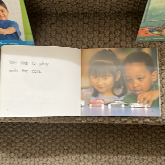 Gage Learning Set of 12 levelled readers. - Picture 2 of 6